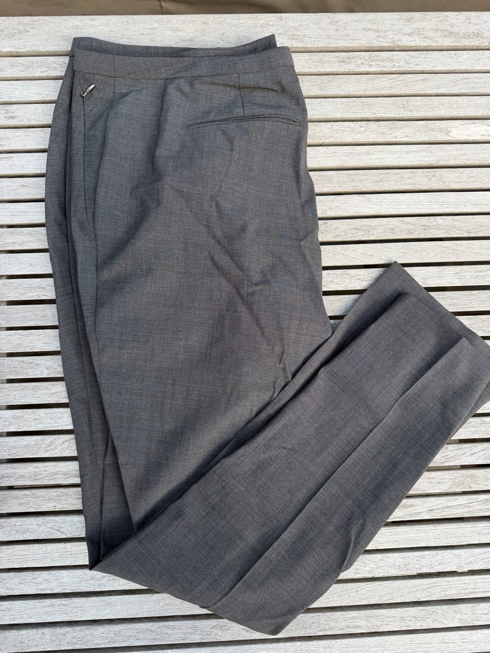 Elie Tahari women’s wool Gray Dress Pants